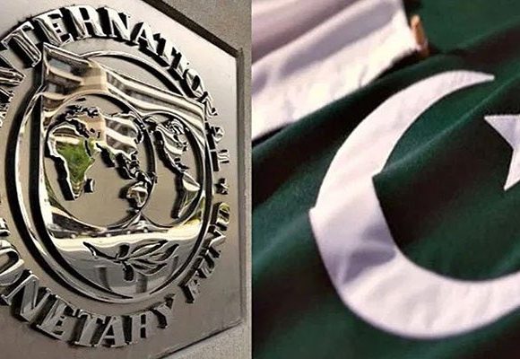 IMF Asks Pakistan to Continue Financial Improvement After Completing Review